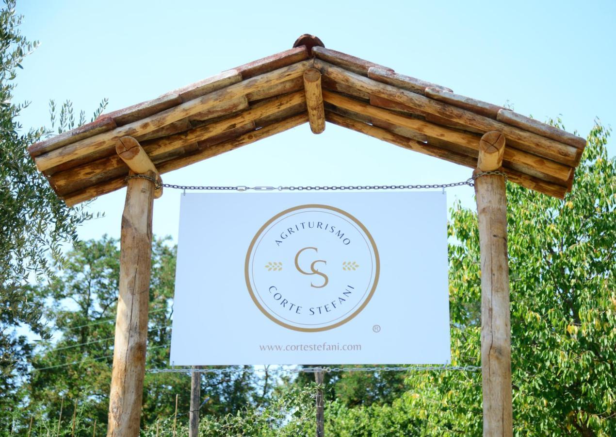 קאפאנורי Agriturismo Corte Stefani מראה חיצוני תמונה